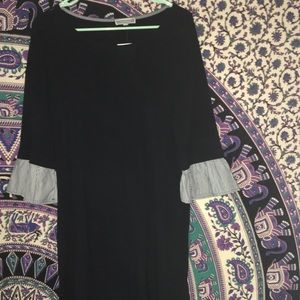 Pleione Black 3/4 Flutter Sleeve Dress